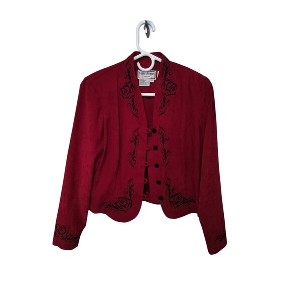 Red velvet cropped vintage jacket, Spanish-inspired look, beautiful ornamental - Picture 1 of 5